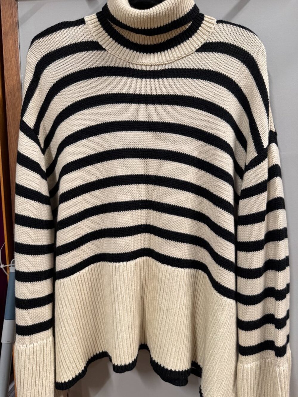 Toteme Signature Stripe Turtleneck Sweater Cream Black Oversized Batwing Knit M